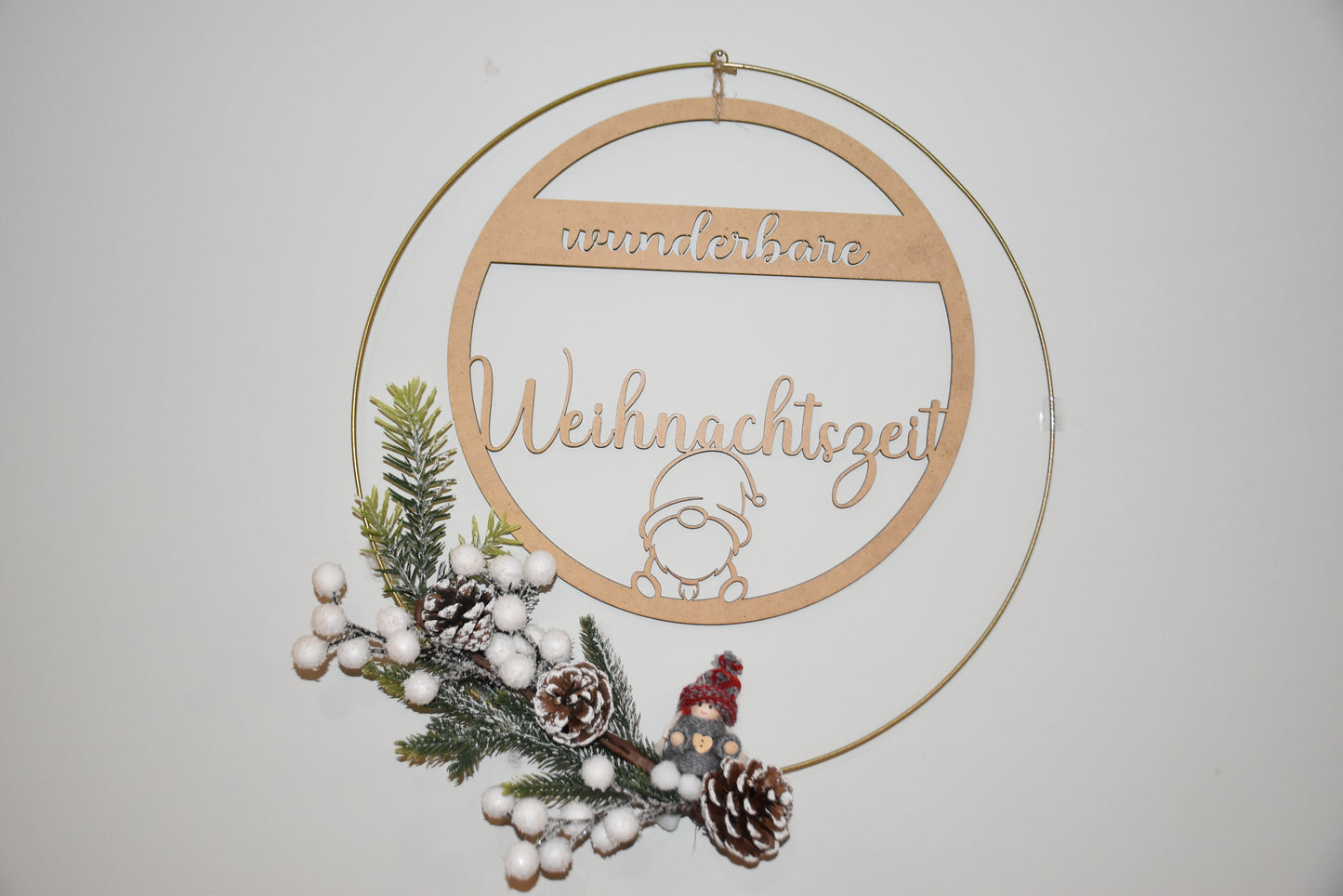 Weihnachtstürkranz für eine festliche Stimmung in deinem Zuhause