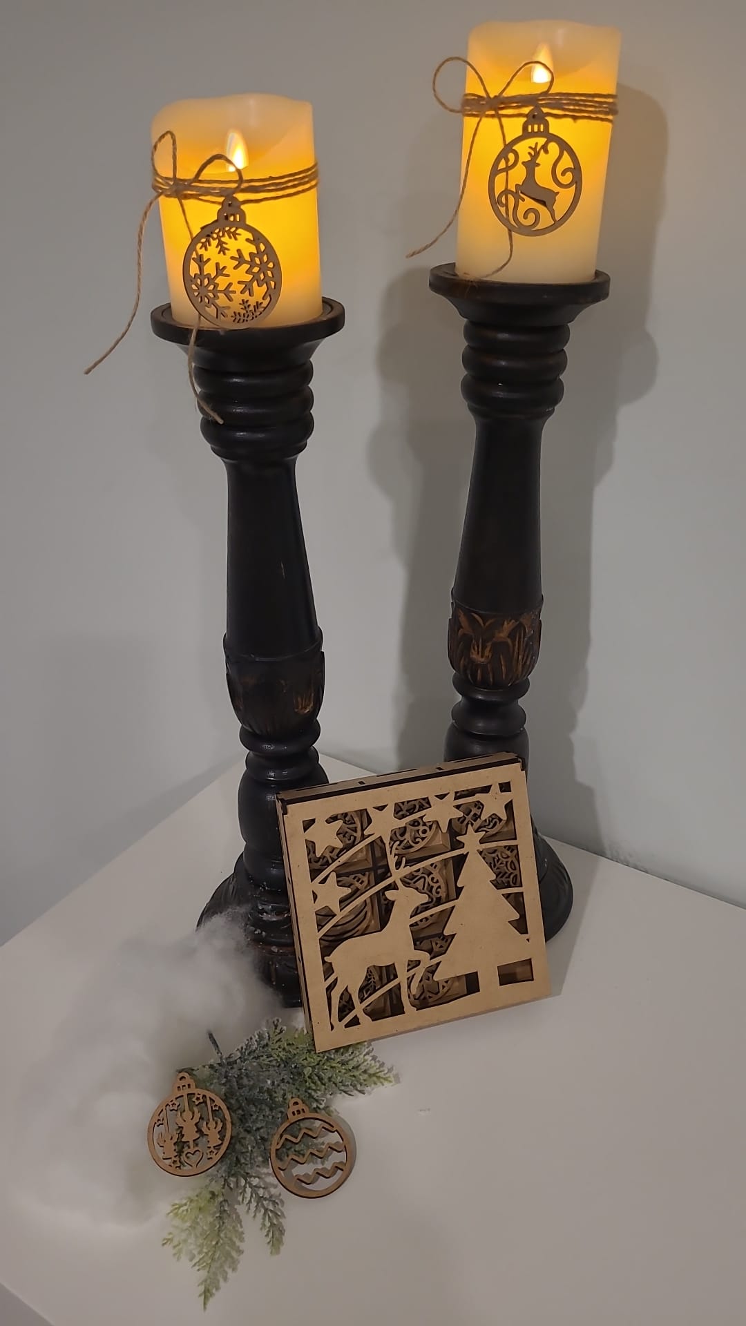 Exquisite Laser-Cut Weihnachtskugel-Kollektion in Geschenkbox